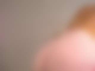 Bella's Live Sex Cam Show