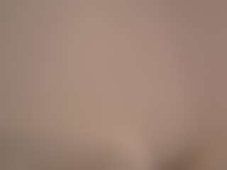 Bella's Live Sex Cam Show