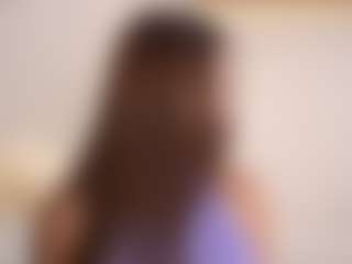 Live cam show with Bella - Athletic on SinfulBabes