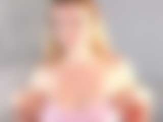 Live cam show with BlissEdge - Smoking on livesexfox.com