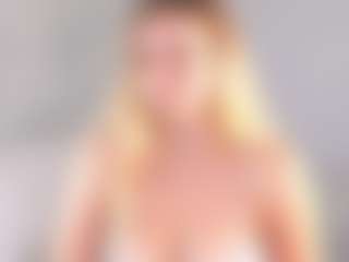Live cam show with BlissEdge - Facial on Camsoda
