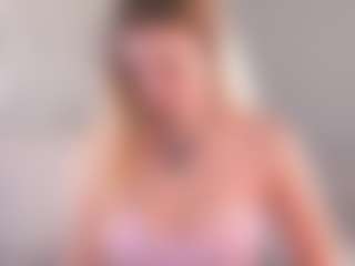 Live cam show with BlissEdge - Upskirt on slutload