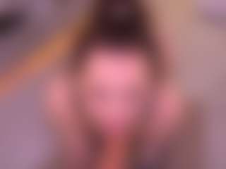 Bllowjoyy's Live Sex Cam Show