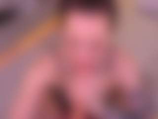 Bllowjoyy's Live Sex Cam Show