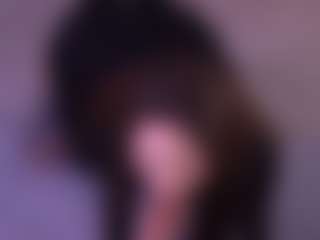 Bllowjoyy's Live Sex Cam Show
