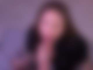 Bllowjoyy's Live Sex Cam Show