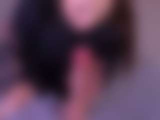 Bllowjoyy's Live Sex Cam Show