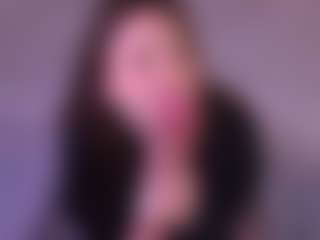 Bllowjoyy's Live Sex Cam Show