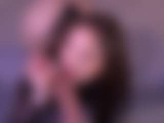 Bllowjoyy's Live Sex Cam Show