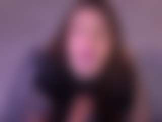 Bllowjoyy's Live Sex Cam Show