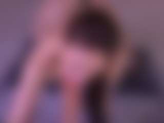 Bllowjoyy's Live Sex Cam Show