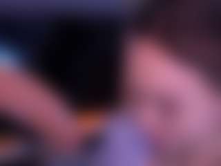Bllowjoyy's Live Sex Cam Show