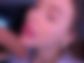 Bllowjoyy's Live Sex Cam Show