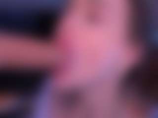 Bllowjoyy's Live Sex Cam Show