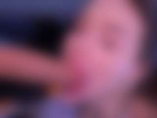 Bllowjoyy's Live Sex Cam Show