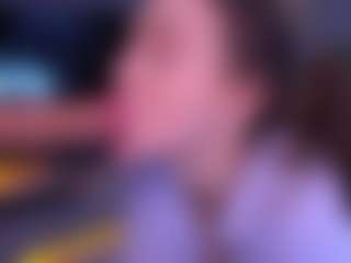 Bllowjoyy's Live Sex Cam Show