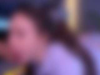 Bllowjoyy's Live Sex Cam Show