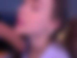 Bllowjoyy's Live Sex Cam Show