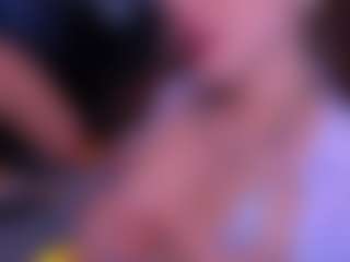 Bllowjoyy's Live Sex Cam Show