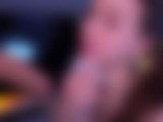 Bllowjoyy's Live Sex Cam Show