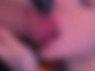 Bllowjoyy's Live Sex Cam Show