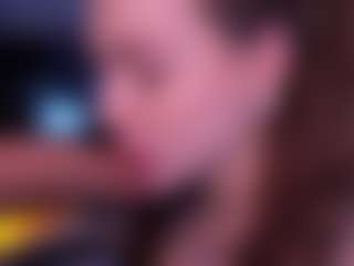 Bllowjoyy's Live Sex Cam Show
