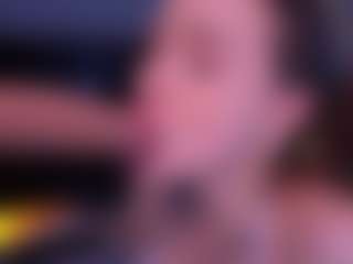 Bllowjoyy's Live Sex Cam Show