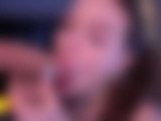 Bllowjoyy's Live Sex Cam Show