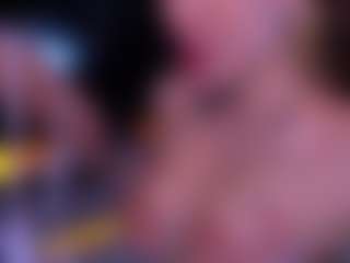 Bllowjoyy's Live Sex Cam Show