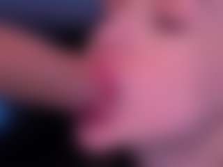 Bllowjoyy's Live Sex Cam Show