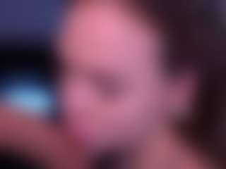 Bllowjoyy's Live Sex Cam Show