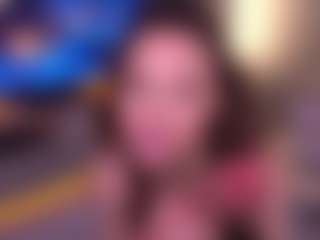 Bllowjoyy's Live Sex Cam Show