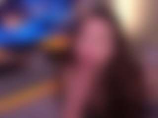 Bllowjoyy's Live Sex Cam Show