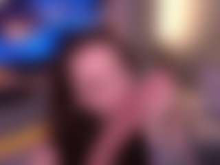 Bllowjoyy's Live Sex Cam Show