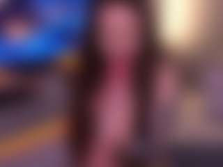 Live cam show with Bllowjoyy - Master on Camsoda
