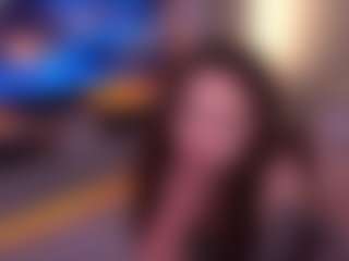 Bllowjoyy's Live Sex Cam Show