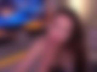 Bllowjoyy's Live Sex Cam Show
