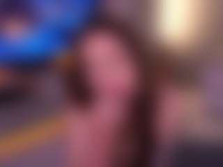 Bllowjoyy's Live Sex Cam Show
