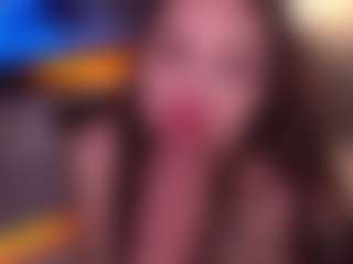 Bllowjoyy's Live Sex Cam Show