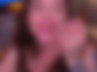 Bllowjoyy's Live Sex Cam Show