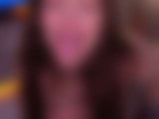 Bllowjoyy's Live Sex Cam Show