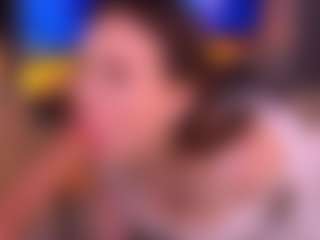 Bllowjoyy's Live Sex Cam Show