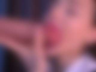 Bllowjoyy's Live Sex Cam Show