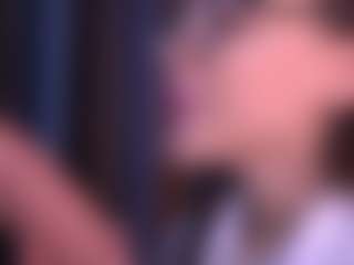 Bllowjoyy's Live Sex Cam Show