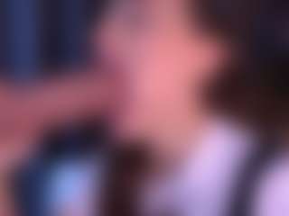 Bllowjoyy's Live Sex Cam Show