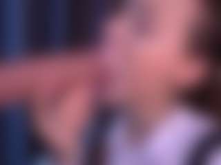 Bllowjoyy's Live Sex Cam Show