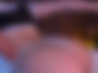 Bllowjoyy's Live Sex Cam Show