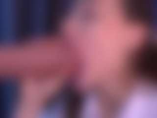 Bllowjoyy's Live Sex Cam Show