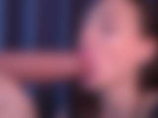 Bllowjoyy's Live Sex Cam Show