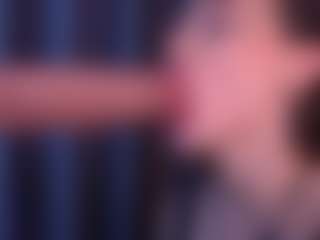 Bllowjoyy's Live Sex Cam Show